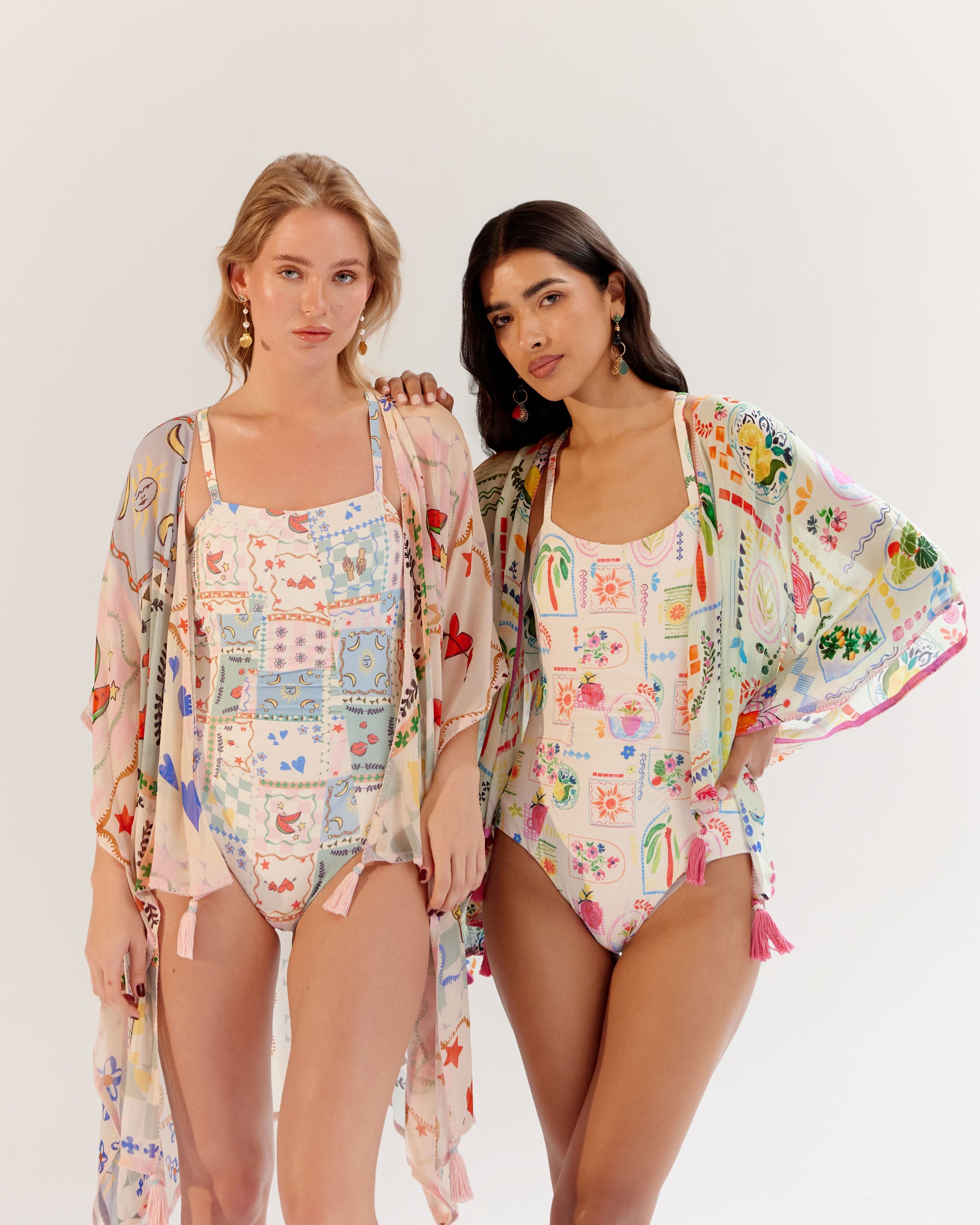 Postcard Print Short June Coverup | NOIB