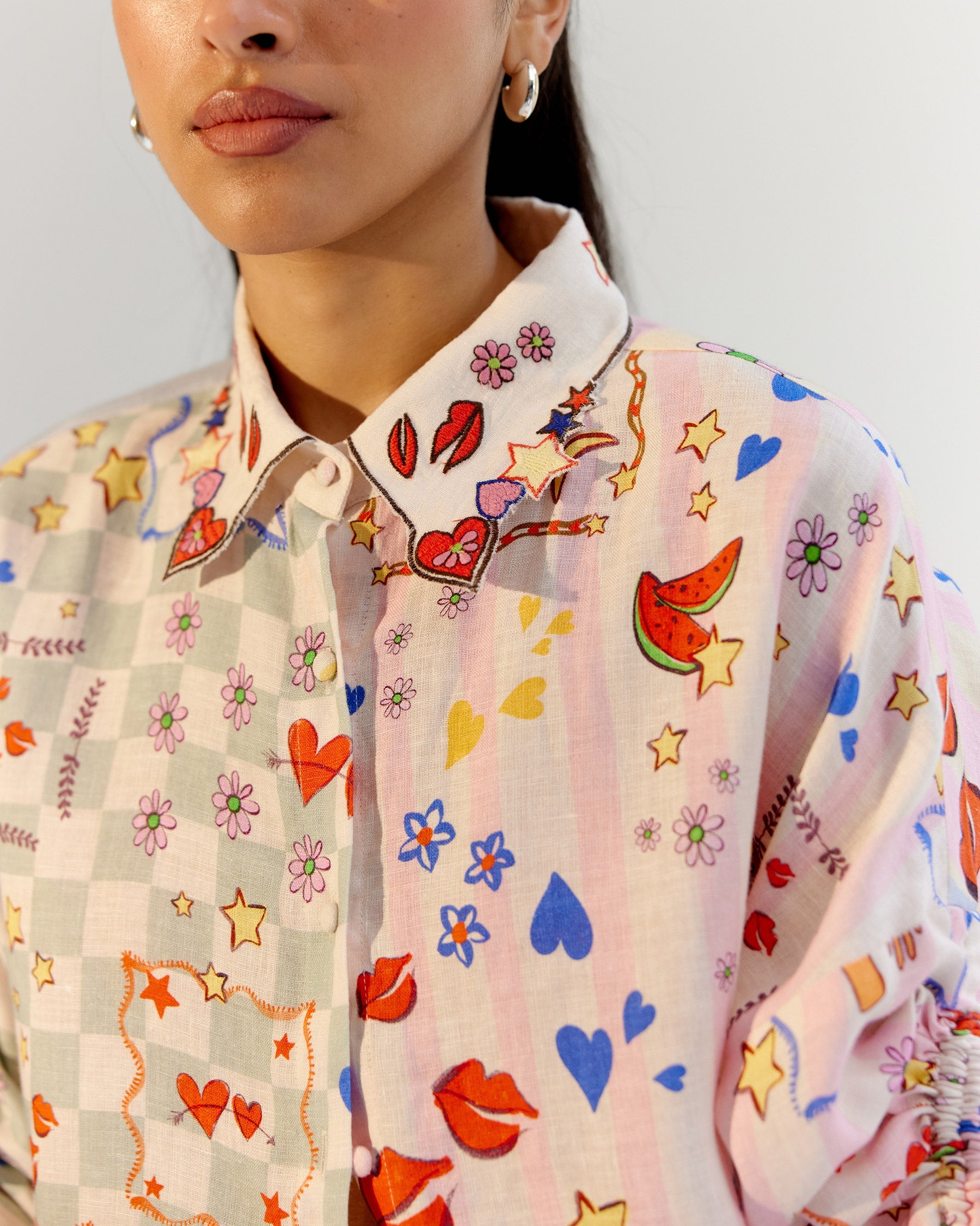 Thais Shirt & Mia Shorts - Boardgame