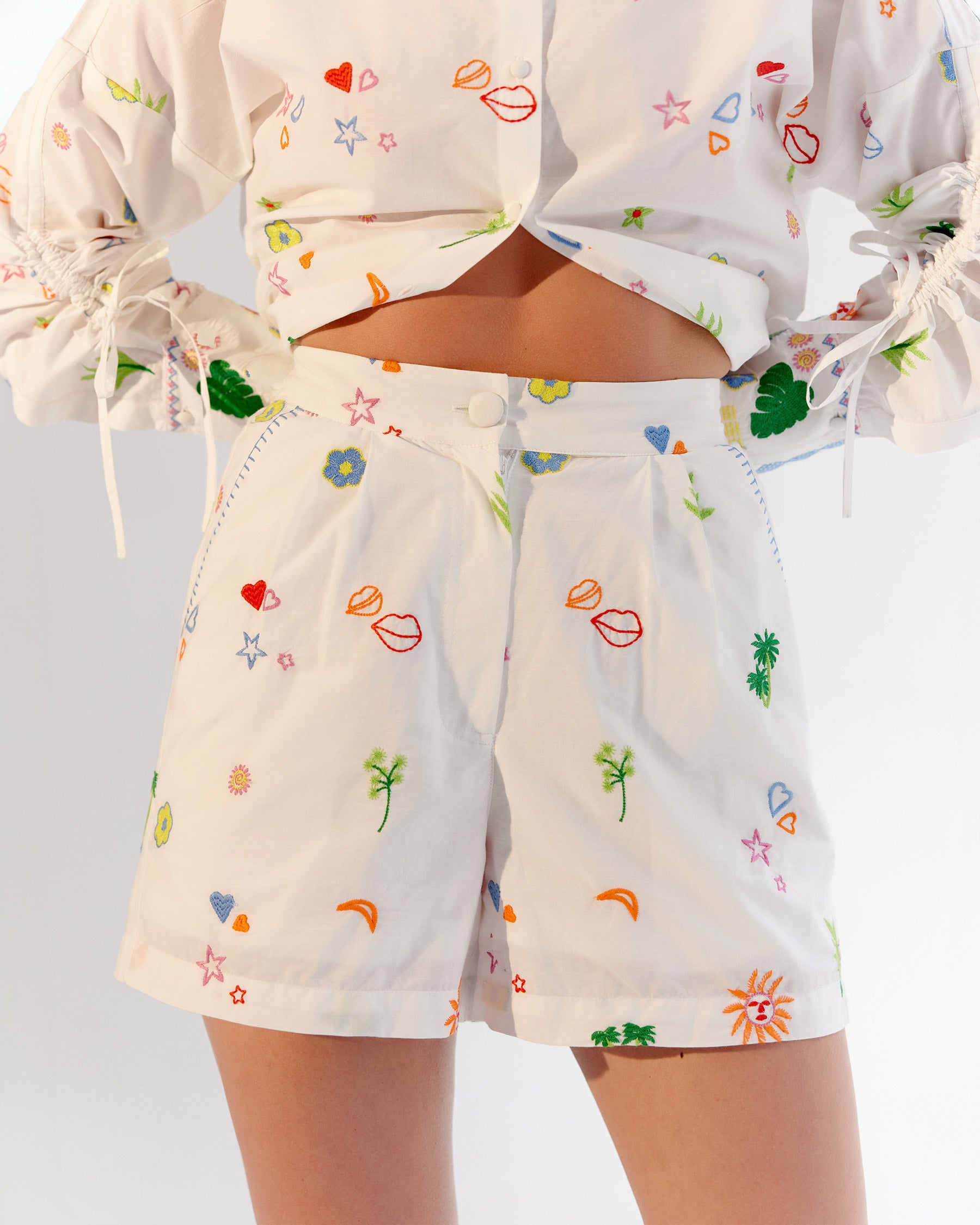 Mia Shorts - White