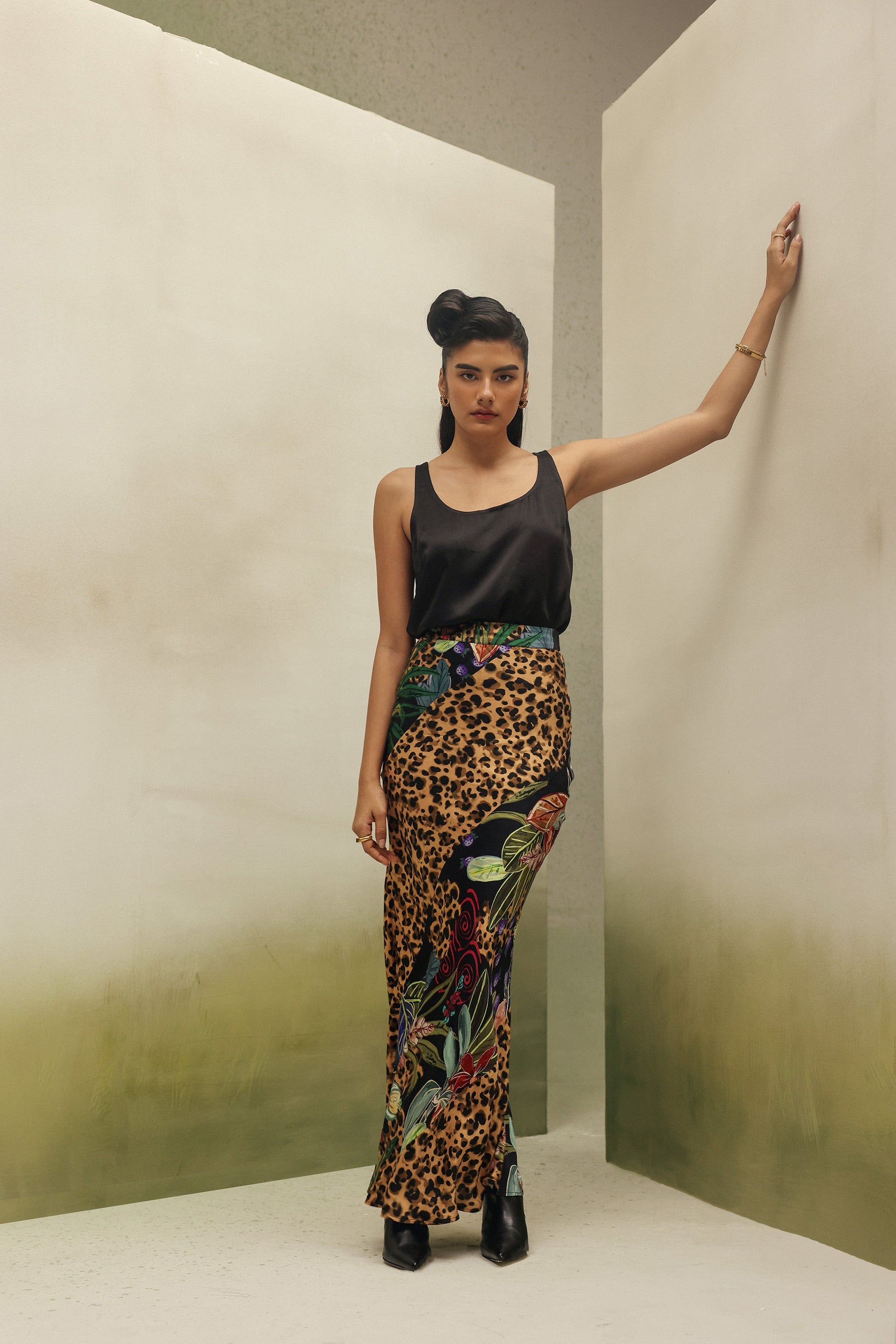 Aurea Shirt & Ivy Skirt - Wildflower
